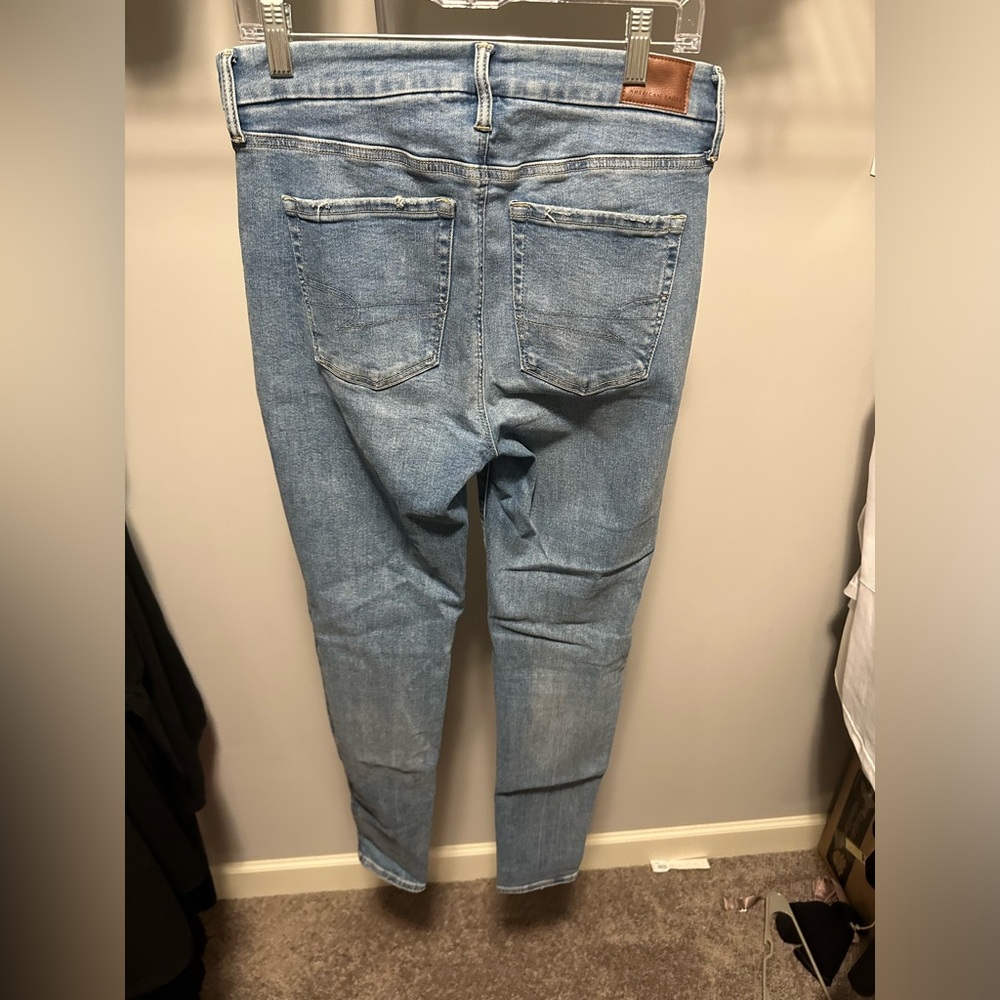 American Eagle High Rise Jeans - Picture 4 of 4